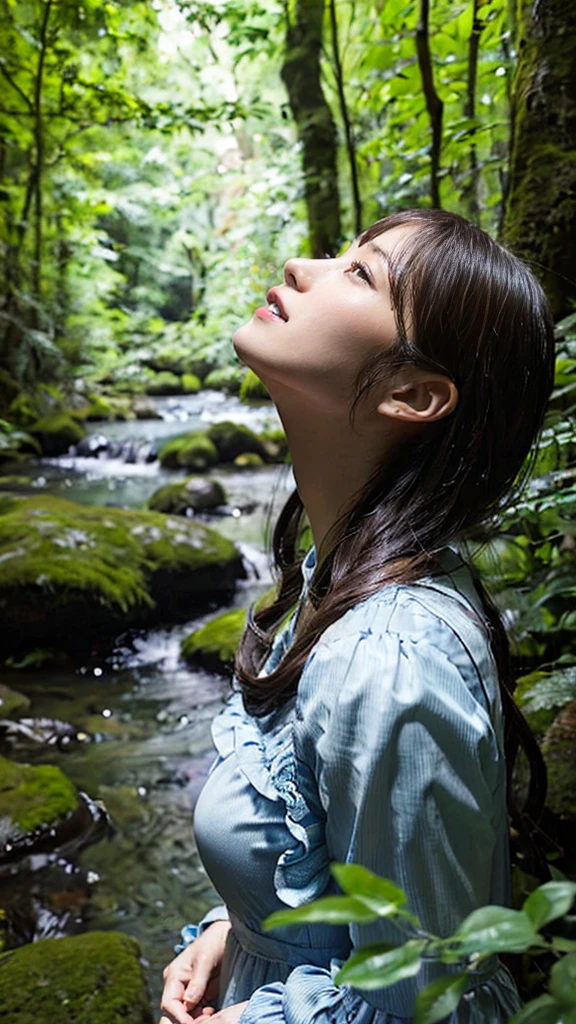 Fantasy atmosphere photo、A Japanese woman wearing a cute dress、In the forest where the stream flows、Looking up at the sky and smiling、Detailed photo quality
