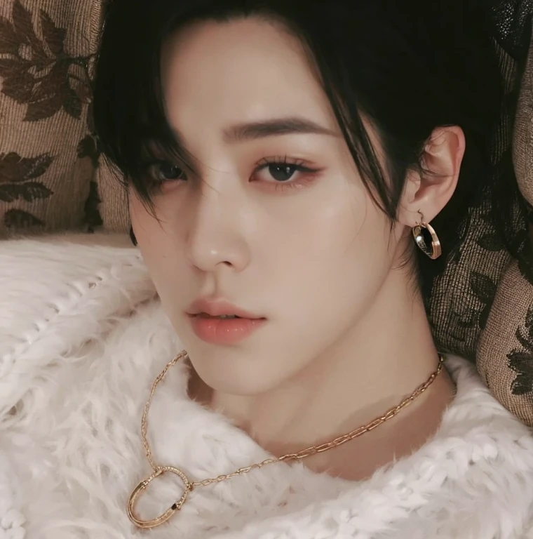 black fur, park Jimin, Jimin, Beautiful face, Beautiful eyes, Beautiful,Jimin park, ulzzang Chico, ulzzang, Korean Ulzzang, Chico, ulzzang