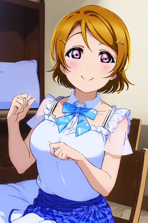 (((Pixel Perfect、Perfect in every detail))), Alone、One Girl、Otonokizaka Academy、 Bedroom、Watch Viewers、night、Bedroom、smile、cute、White bra、White panties、Hanayo Koizumi、Big Breasts