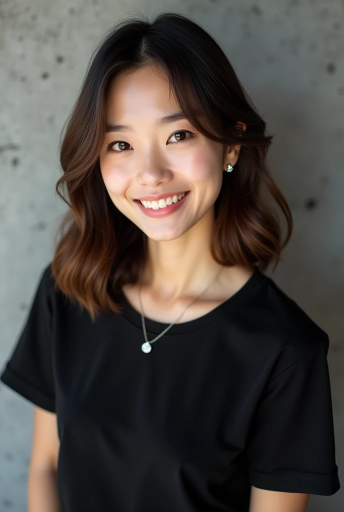 Beautiful Japanese woman、Sharp features、Big eyes、Fine, glossy hair、semi-long、Brown hair color、Straight Hair、Body turned slightly towards the camera with direct eye contact、Smiling Kindly、Background is simple concrete、Black round neck T-shirt、Diamond stud earrings and necklace