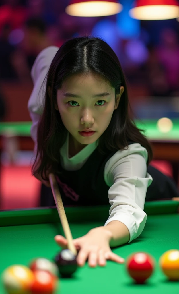 Women's Snooker，18-year-old Korean beauty，Fair skin，Charming，beauty，（Korean plastic surgery face）Focus，The best lights and shadows，Finals Background，Professional Arena