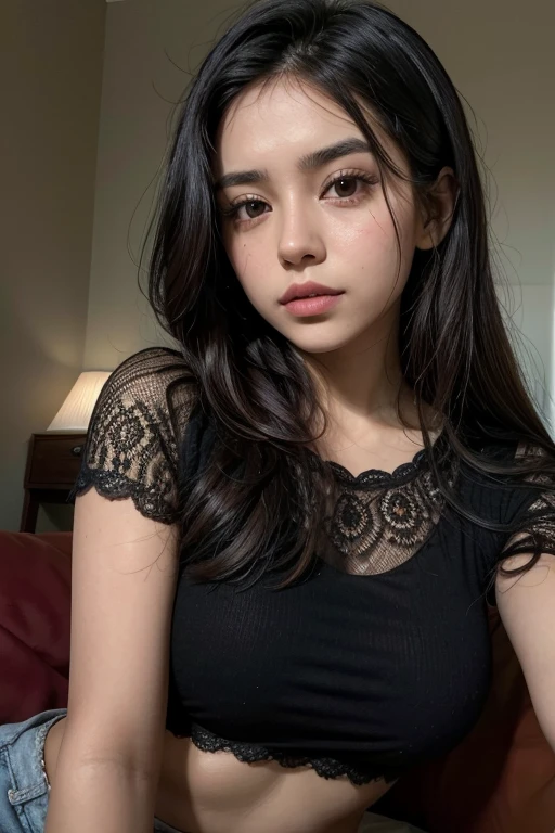 25 year old Mexican girl, tez morena, DARK hair