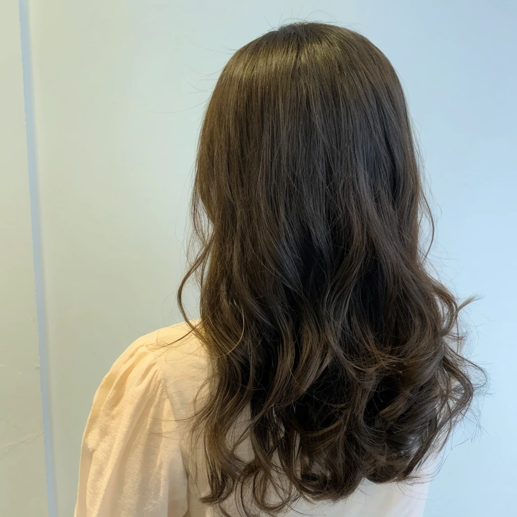 tidying up hair, Clean background, Brighten the tone