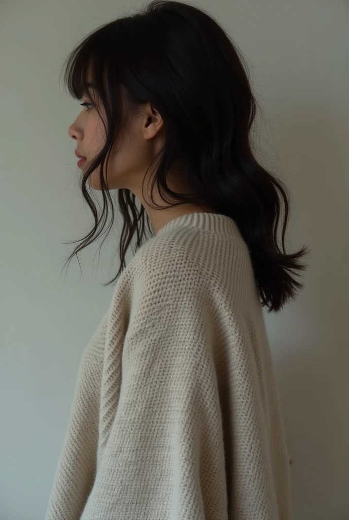 Generates an image of a female Instagram profile picture of approximately  and 1 meter tall,54 with a lead sweater from behind so that his face cannot be seen but from behind