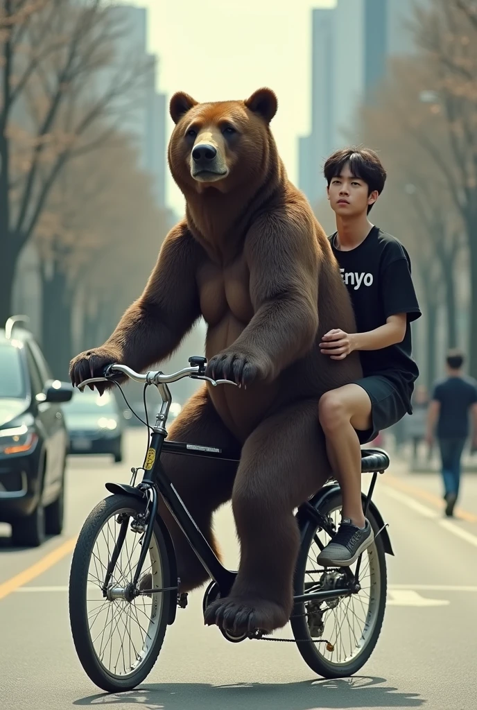 Mr. Bear said、Run away as soon as you can, young lady