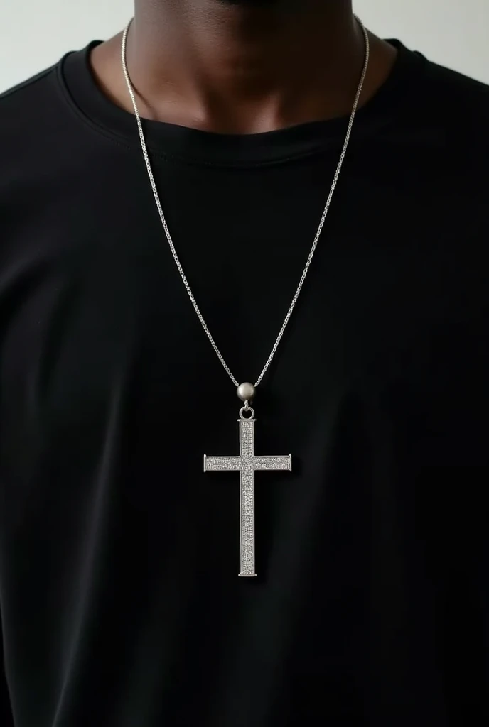 Jewelry Very long men&#39;s necklace,very long, at chest height,Plata,long locked, 120 centimeters and thin, with a cross-shaped pendant, Modern, rhinestones on the edges, writings in the center Clayton Du Lord on stones The black model wears a black shirt underneath