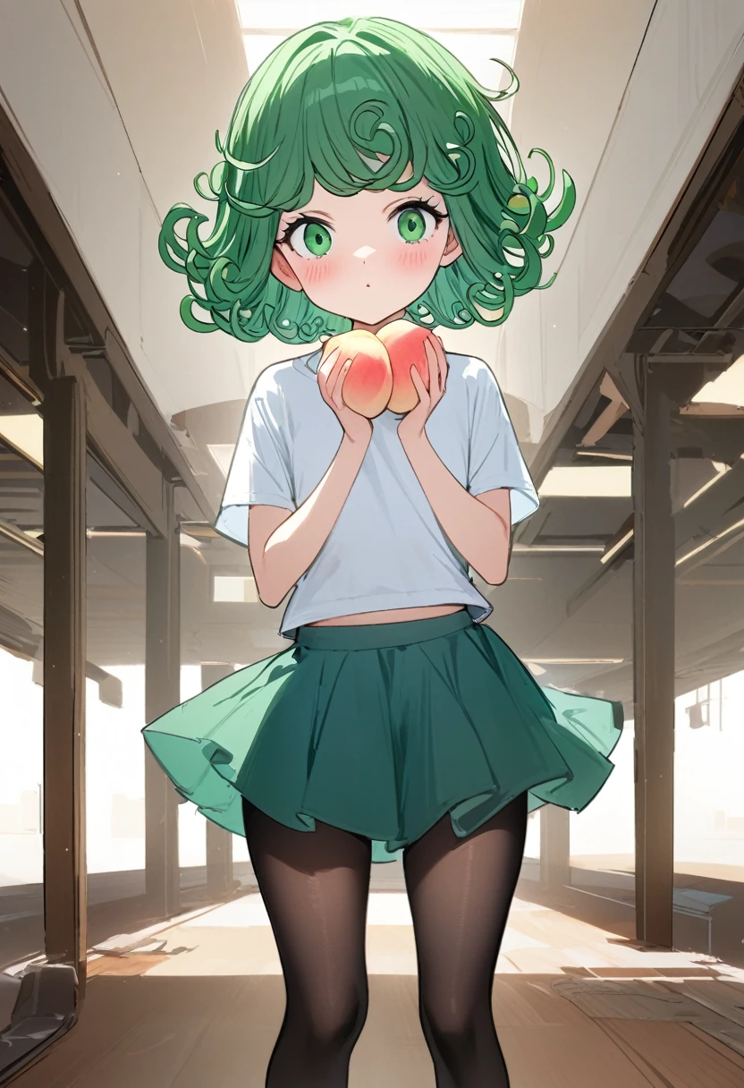 Masterpiece artwork, best qualityer, 1 girl, solamem.The, breastsout, gazing_phi_viewer, blush, canons_up to the top, t-shirt longa, hair green, wearing a flared skirt, Young body, Wearing pantyhose, with peach in hand (tatsumaki: 1.7)