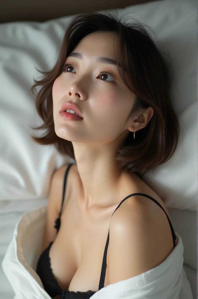 Beautiful middle-aged Japanese woman、Full Body Shot、Brown bob hair、Lying down、White and beautiful skin、the background is a simple white bed、look up、Nipples、Big Breasts、Perfect Fingers、Black underwear、Medium build