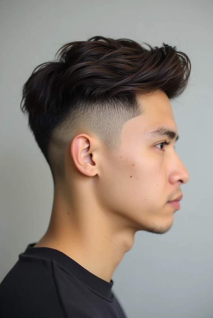 A taper with less hair below than above 