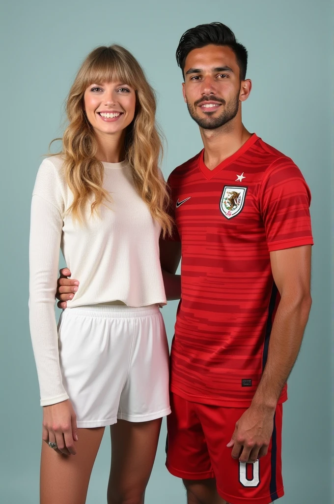 A photo of Taylor Swift and soccer player Diego Lainez