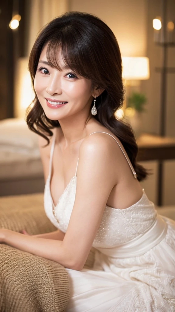 60 years old、smile、Lady、elegant、Elegant、Shining Eyes、stare、