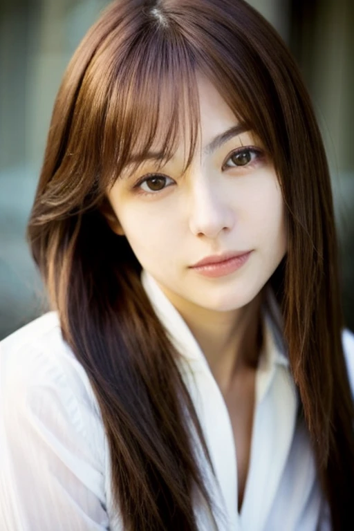 Light Brown Hair、Long hair Japanese woman、Very detailed、One Woman、Intellectual atmosphere、Intellectual look、Upper Body、Realistic、masterpiece、(Highest quality:1.2)、White shirt