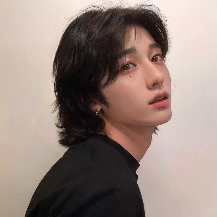 Young man,jungkook, Jeon Jungkook BTS, BTS, jungkook, Jung Kook, necessary,anatomically correct, jungkook, looking at the viewer,black hair, detail,
