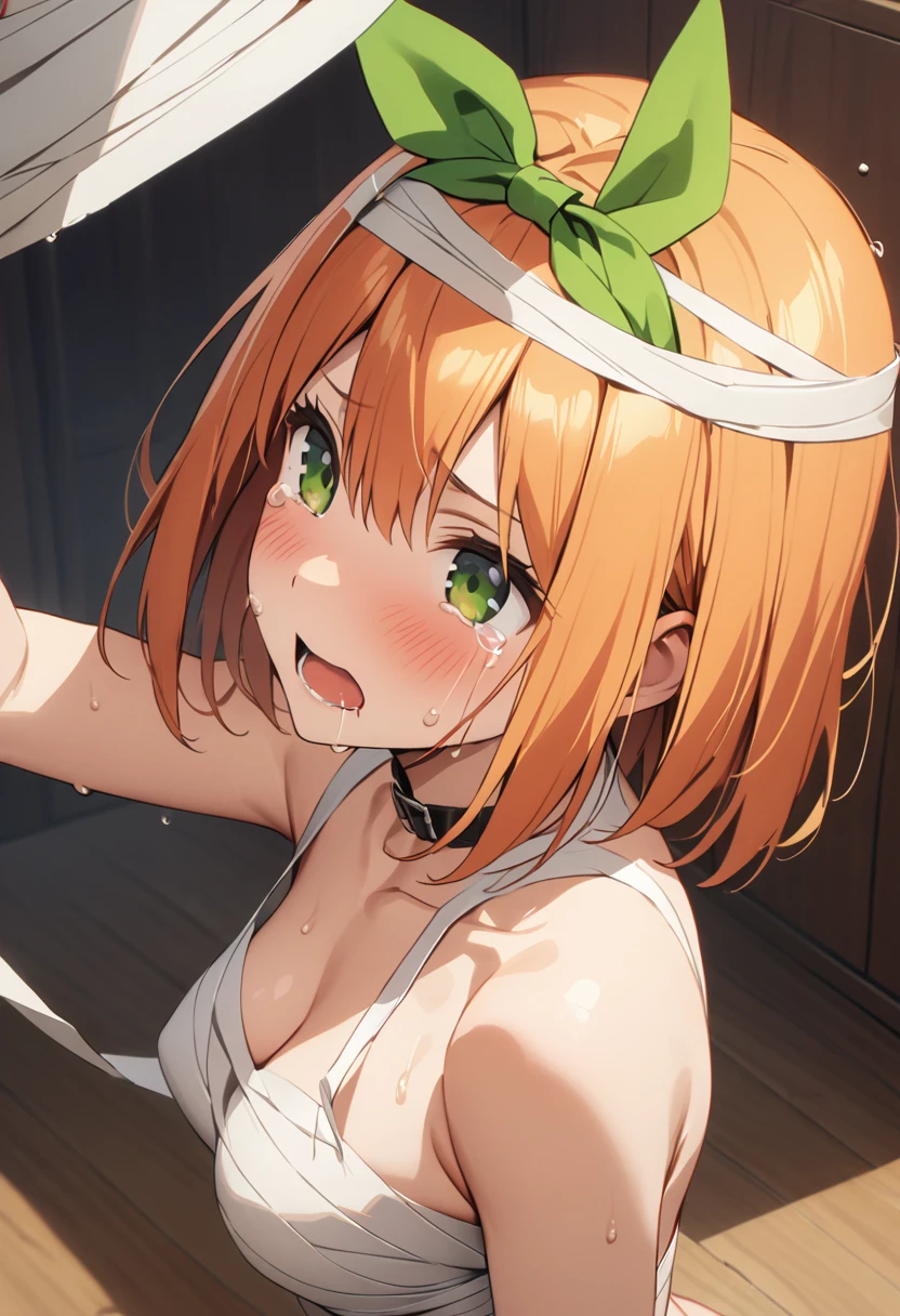 (Highest quality, 4K, 8k, High resolution, masterpiece:1.2), Very detailed, Picturesque, Animated Photography, Photo Animation:1.37)、Browsing Caution、Japanese schoolgirl、Orange Hair、short hair、((Yellow-green ribbon))、((Completely naked))、ecstasy face、(Injury)、facial scar、empty eyes、wounded、(blood)、(((Bloody bandage:1.5)))、choker、leash、pussy juice、sweat、steam、crying、saliva、trembling、Nakano Yotsuba