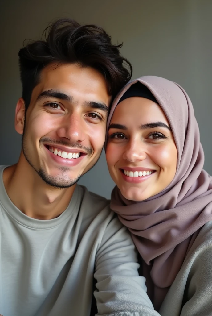 Man 25 yers old and women muslim photo selfi
