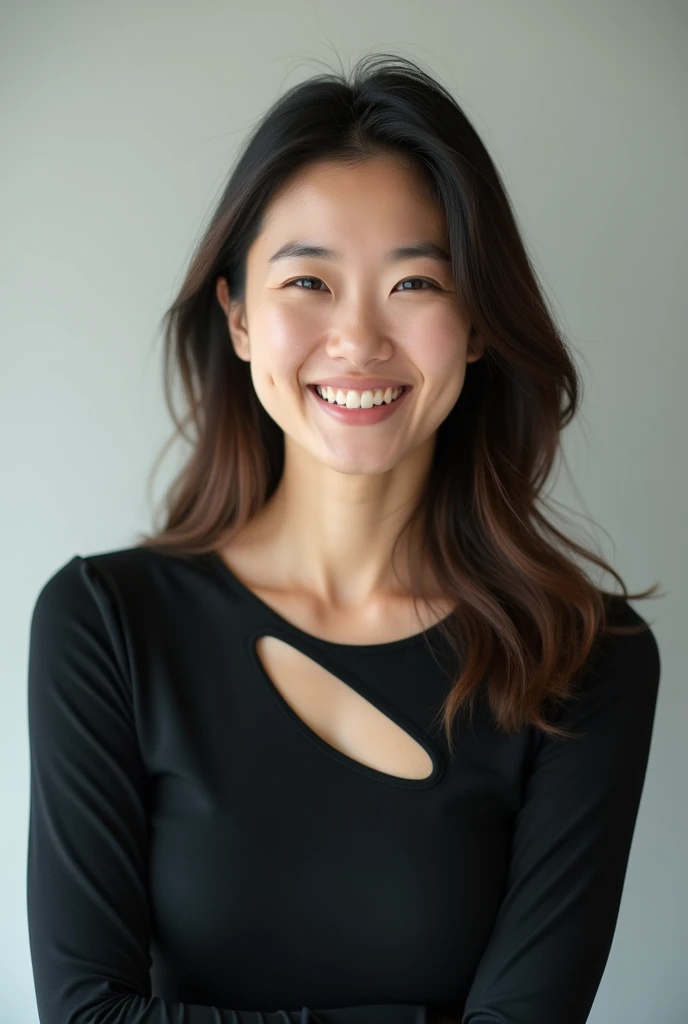 A beautiful Japanese woman in her early 30s with shoulder-length, semi-long hair, wearing a black cut-out top, smiles warmly and cheerfully. The angle captures her upper body, focusing on her kind and welcoming expression. The background is simple and minimalistic, emphasizing the professional and friendly nature of the image. Her posture is relaxed, with her hands gently placed in front of her, conveying a sense of calm and approachability.