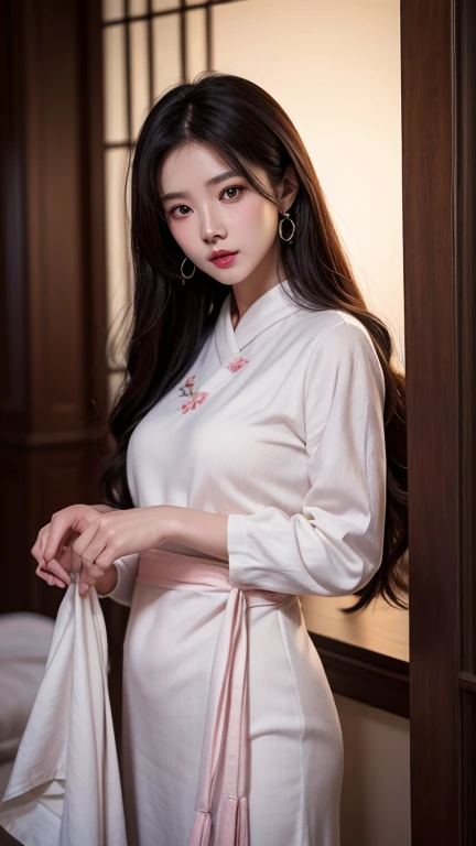 Masterpiece Jia Ye Full Moon 1 Female Sister Yu Jie has a cold face and expressionless silver-white long-haired woman with light pink lips, calm and intellectual, three-band gray-eyed assassin short sword, Flowers, Hand details, Finger details,