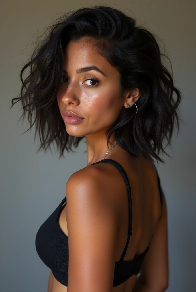 blach hair buxom