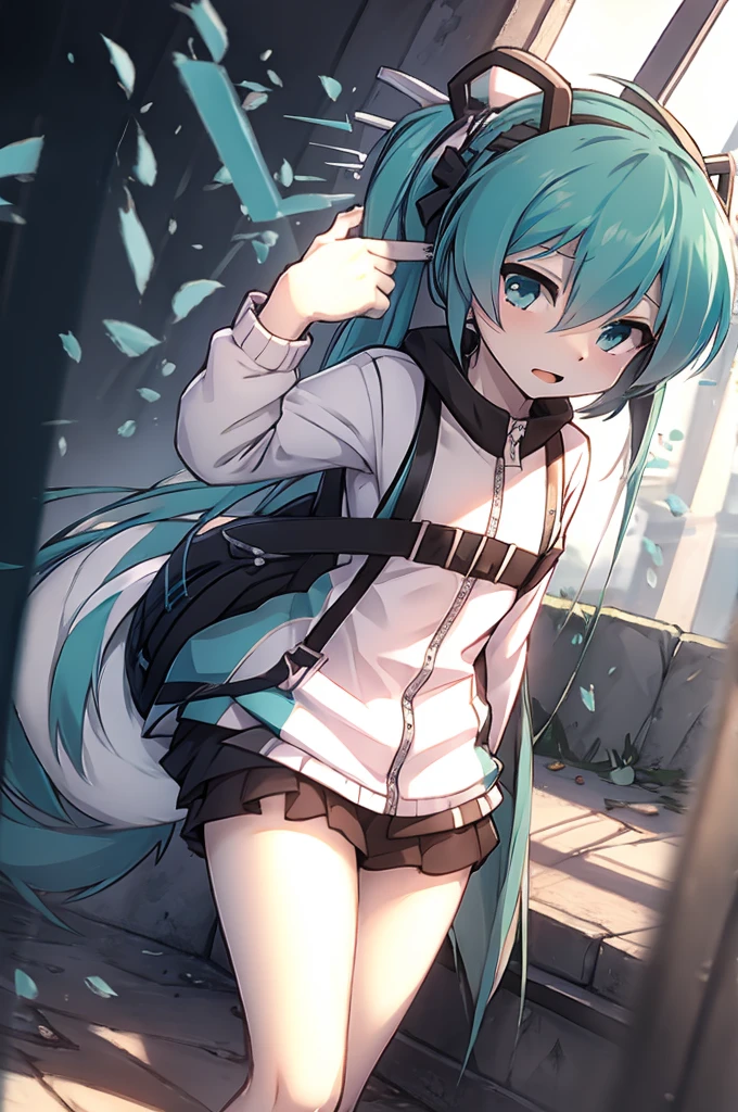 Miku hatsune cortandose the comes 