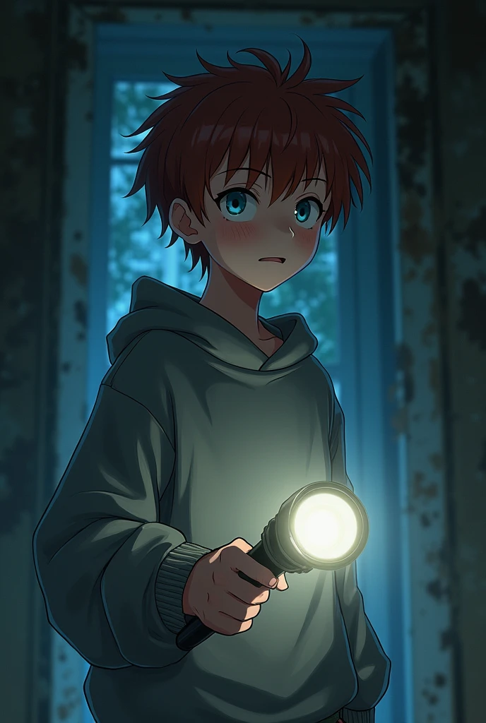 A Japanese teenager wearing an oversized gray sweater. Les sleevers cachent ses mains. He is wearing black cargo shorts. The boy has short hair, roux et non oranges, in battle. He has bruises under his eyes and a bandage on his cheek.. Il a les yeux bleu pale. Il est beau. Son visage est le plus visible. animated. He is in an abandoned mansion and is holding a flashlight.