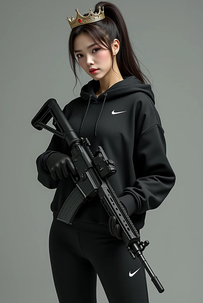 Femme coréene reine tueuse brune vêtue d'un sweat-shirt sportwear club Nike noir et d'une mitraillette légère, ainsi que d'un pantalon Nike noir, de gants noir et d'une couronne 