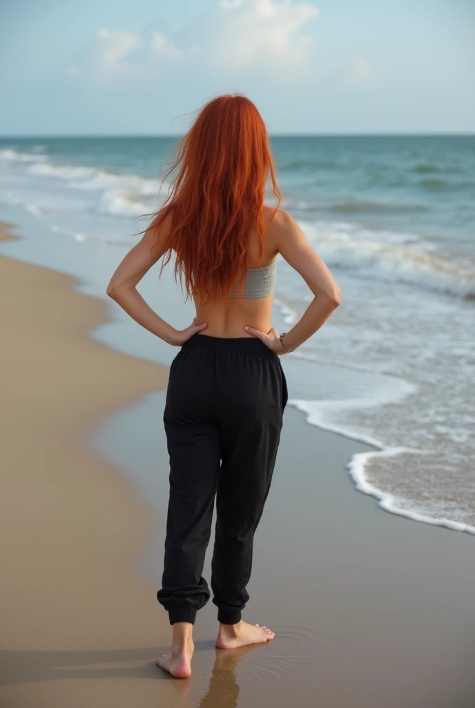 Redhead on the Beach, black sweatpants, sütyensiz, Barefoot woman. People touching a woman&#39;s waist