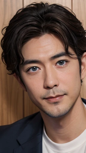 Dandy、50 years old，expensive，Half Japanese、British Half，Shortcuts(Hairstyle，2 Blocks)，Muscular，1，beard，Brown Hair，Gentle expression，nice，Good person，Basketball Club，Navy blue jersey, blue eyes，smile、double eyelid，Straight face，Looks like Abe Hiroshi