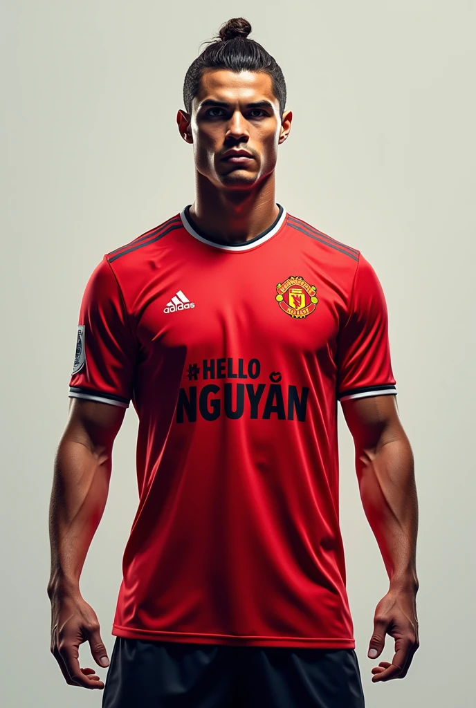 CR7 wear Manchester United shirt write “Hello Nguyên”