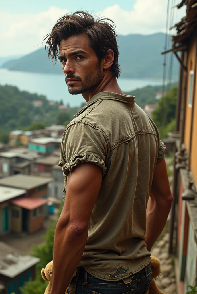 Man Beautiful Attractive Face Perfect Body Muscular Defined Attractive Seductive, sem camisa de bermuda com volume grande na frente, em uma favela