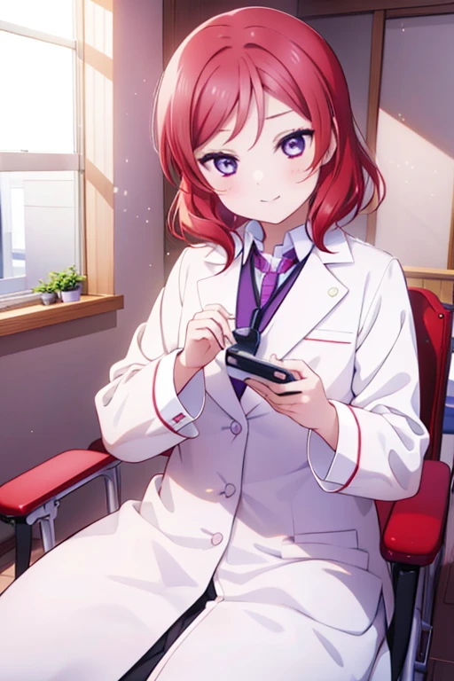 Maki Nishikino、Embarrassed smile、Bedroom、Red hair、Purple Eyes、Long white coat,Wearing a white coat，doctor,Examination room、Put a stethoscope around your neck、Sit in the examination chair、One girl, solo, One girl, 