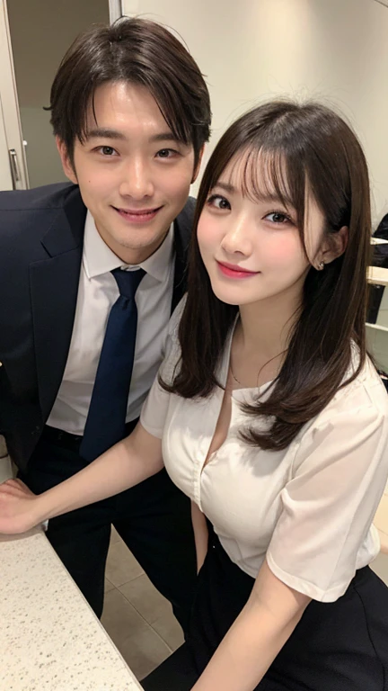 Japanese、A refreshing and handsome 50-year-old employee、young woman、Looking at each other、approach、smile
