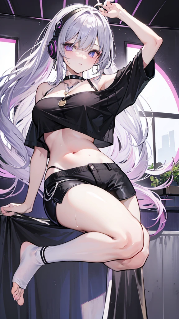 White and purple gradient hair、1 girl in、high-waisted jeans