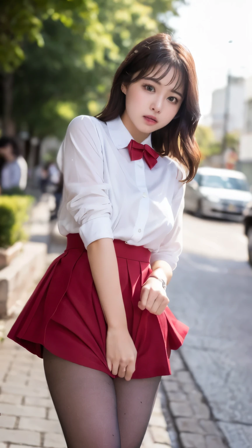 18-year-old high school girl in ink mini skirt（A dark-haired）