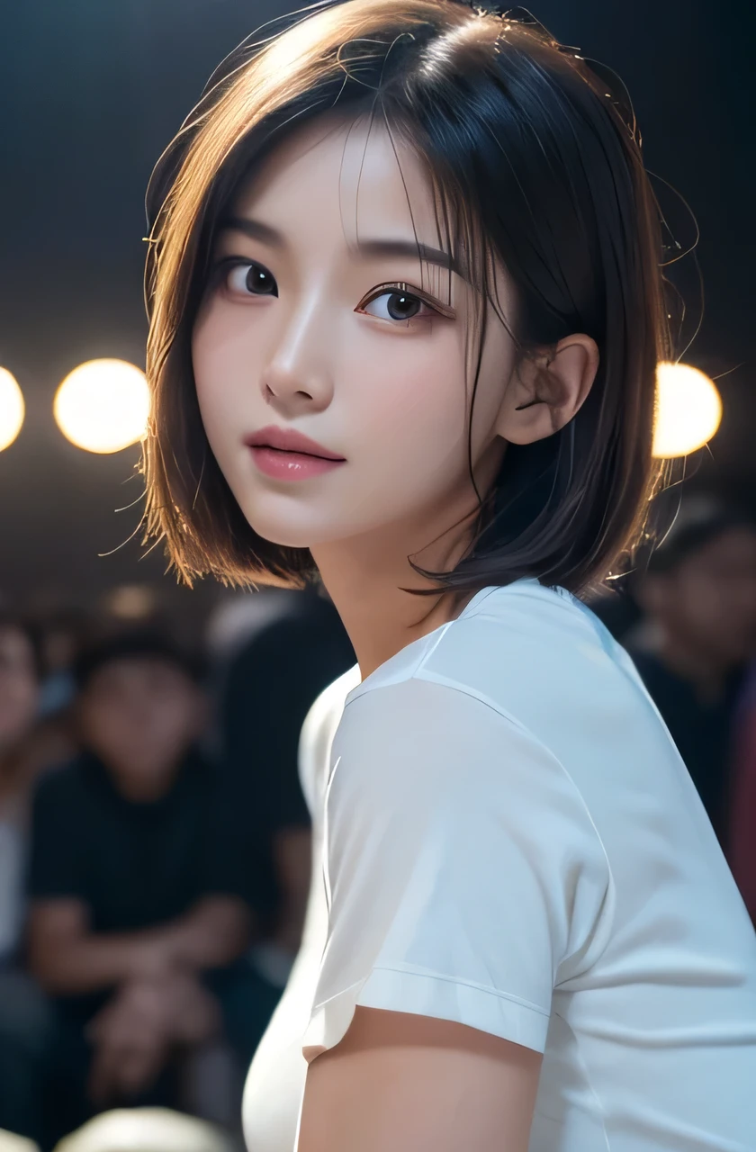 (8K、Raw photography、top-quality、masterpiece:1.2)、(realisitic、Photorealsitic:1.37)、ultra-detailliert、超A high resolution、1人、see the beholder、beautifull detailed face、A smile、Constriction、(Slim waist) :1.3)、short-cut、Beautiful detailed skin、Skin Texture、Floating hair、Professional Lighting、Wait for the platform train、Mesh GLhuman body、Brown hair