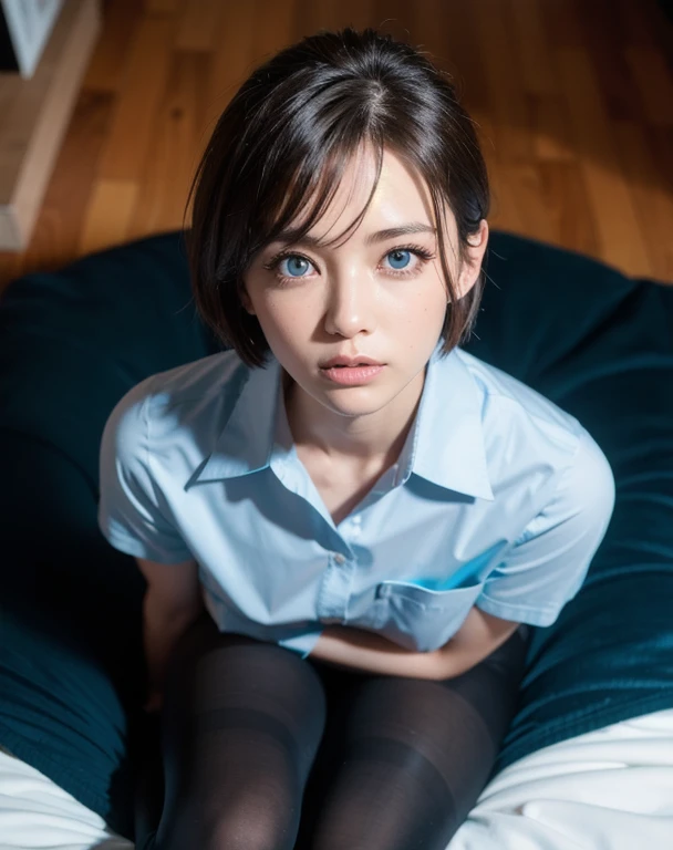 RAW UHD format、Crystal Clear、nsfw,(Real photo)、18 year old blonde photo (blue eyesをした美しい女の子), (Well-trained body、Get six-pack)、healthy beautiful girl、Droopy eyes、blue eyes、(((very small breast bulge)))、 very unreasonable、highly detailed shiny eyes、super high quality, sharpness, Shallow depth of field, Crystal Clear, Cute face, The background is blurred,Fine skin pores , intricate eye details、Fine skin、((short hair))、((No makeup))、((freckle face))、high school girl、So ridiculous、(((High School Uniform)))、