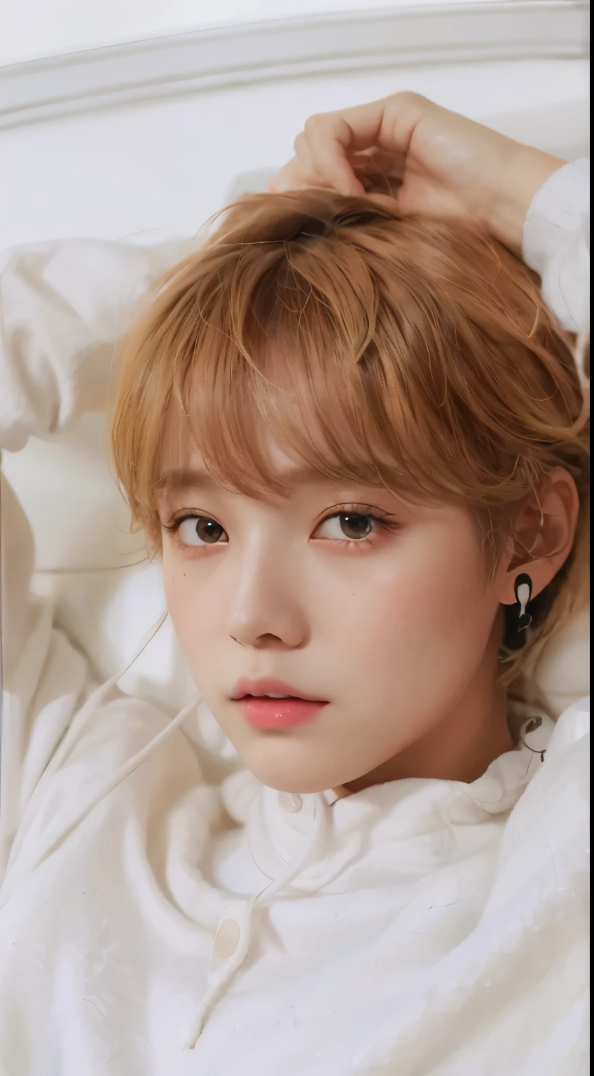 There's a  with headphones on and a pink sweater, ulzzang, Ulzzang masculino, Wan adorable cara coreana, Cai Xukun, kanliu666, Jinyoung Shin, Ruan lindo vtuber, Kim Doyoung, Chiho, e-chica, E - Chica, Jung Jaehyun, Jaeyeon Nam, Sakimichan