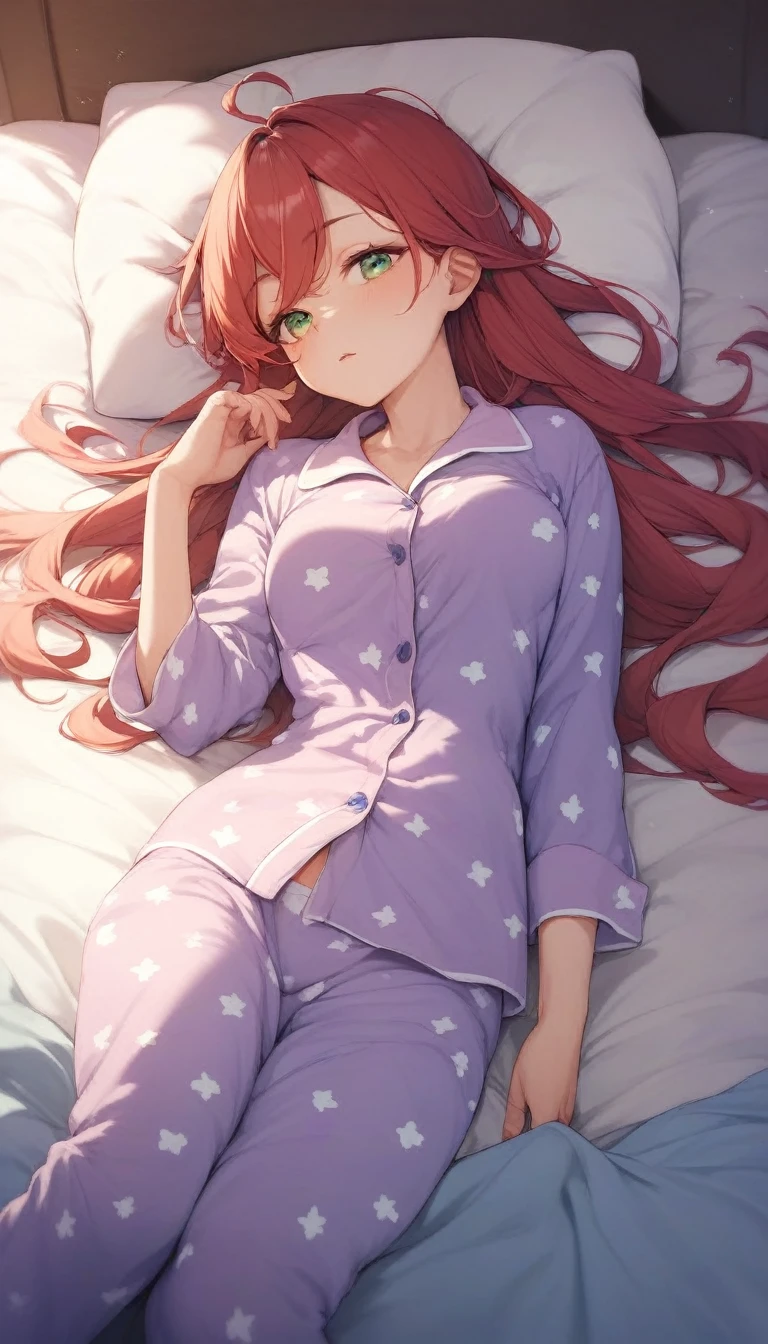 throw, In pajamas、Do not expose skin、One anime-style woman,Good sized breasts, Red Hair, Long Hair, Green Eyes、Sleeping in bed、I&#39;m in bed with a cold、Put on a quilt、Feverish face、Blushing、Sweating、Moist eyes、Best Quality、masterpiece、８ｋ、Beautiful photos, 