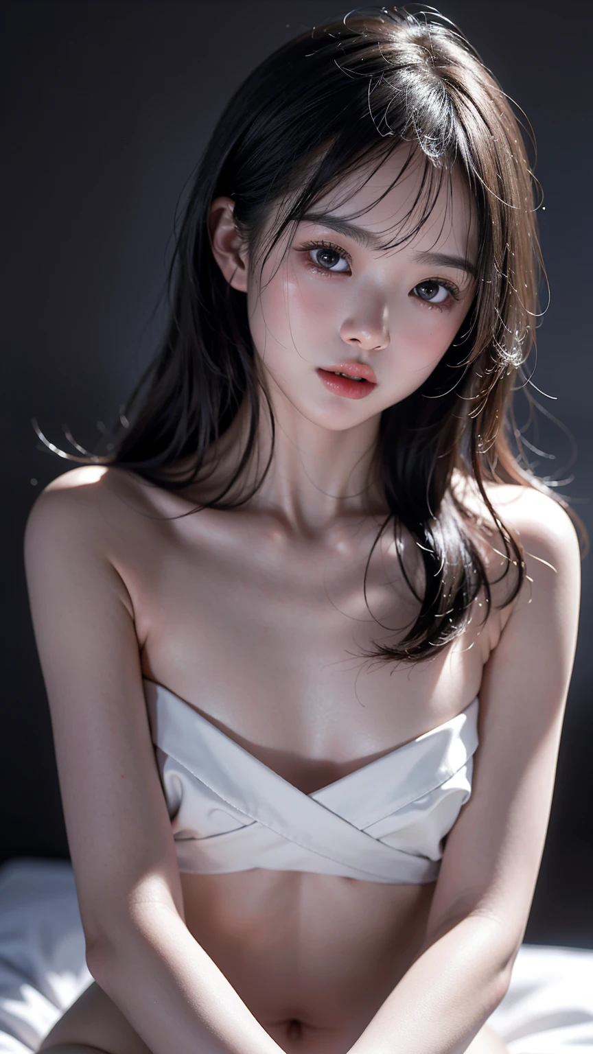 top-quality、​masterpiece、超A high resolution、(Photorealsitic:1.5)、Raw foto、1girl in、murky、deep-shadows、Unobtrusive、cold light、sexy appearance、shorth hair、((very_short_hair)), naked portrait, nude photography, shiny nipple 