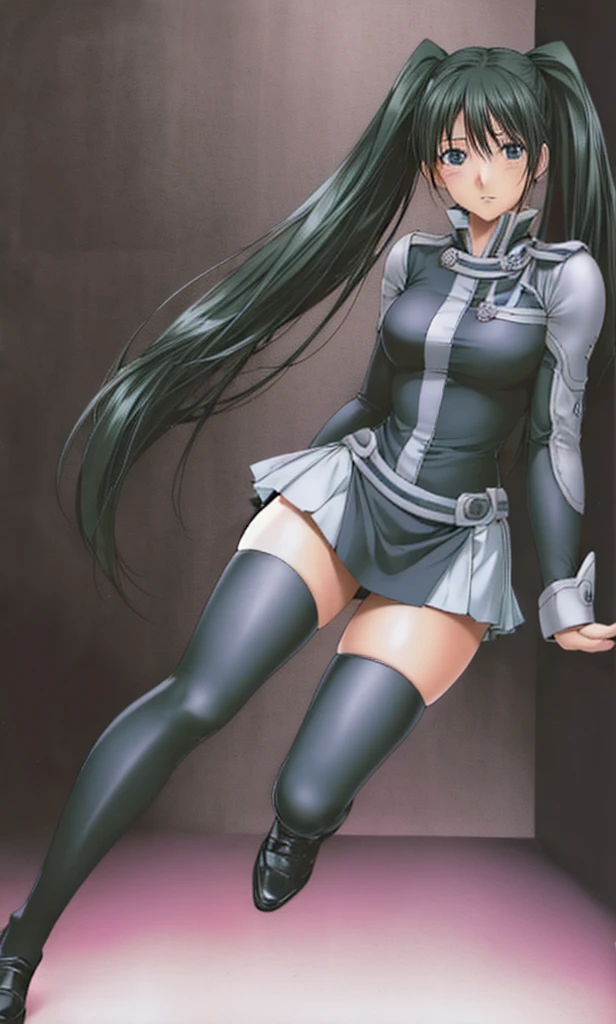 Lenalee, with her long, beautiful legs and twin tails, is standing in the cafeteria wearing a miniskirt uniform and black knee socks.。