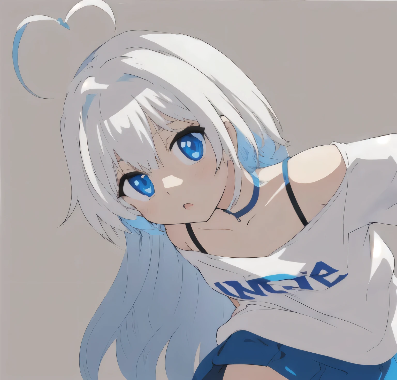 anime girl with white hair and blue eyes posing for a picture, flat anime style shading, anime moe artstyle, anime style character, anime artstyle, anime style. 8k, in anime style, inime style, anime vibes, 2 d anime style, white haired, flat anime style, digital anime illustration, anime style 4 k, anime style illustration, The shirt says "Atlas" in blue, COLOQUE O NOME ATLAS NA CAMISA BRANCA DELA