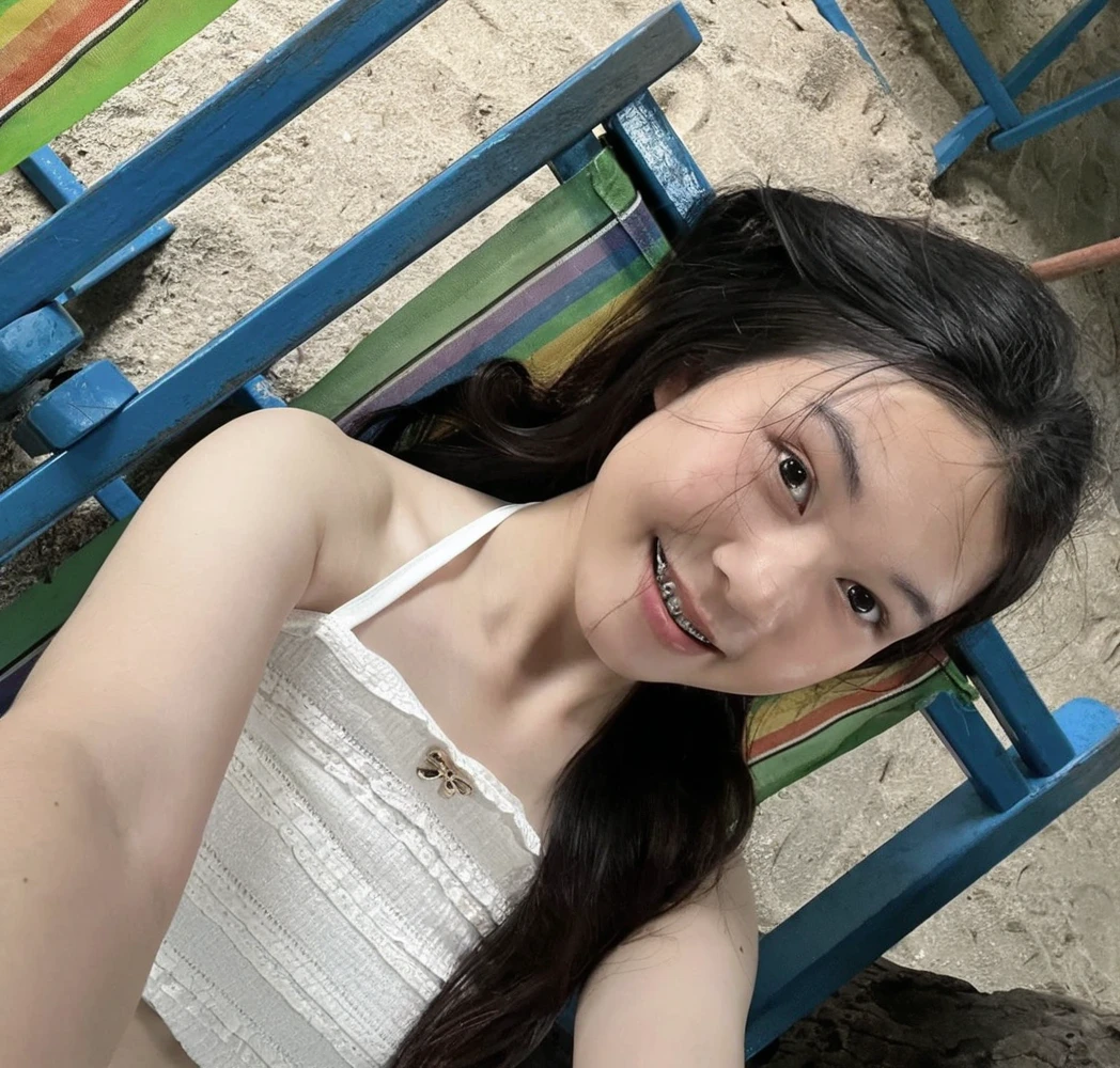((best quality)), ((masterpiece)), (detailed), perfect face
happy face, wearing dress, beautiful adventure scenery