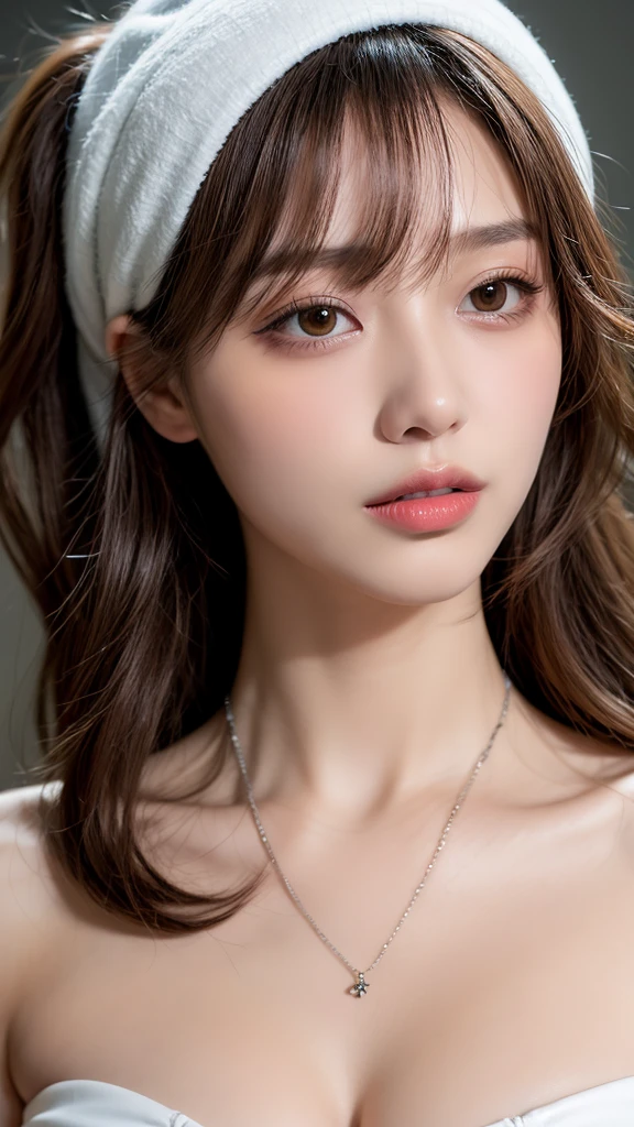photorealistic,
photo of a woman,
Akihide Tamura