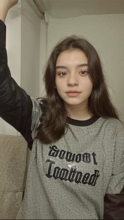 girl, blanca, cabello negro, rizado