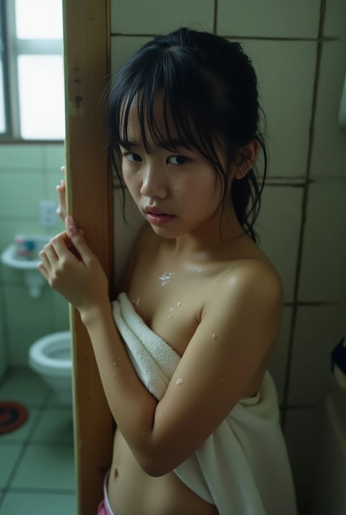 cute, アイドルのようにcute20歳少女、height: 150cm、(Shower room in a luxury hotel)、((naked))、(Washing your hair in the shower)、(((Diagonal rear view)))、(((Nipples not visible)))、((Whole body))、Natural light、RAW Photos、Genuine、live-action、realism、masterpiece、RAW Photos、High resolution、