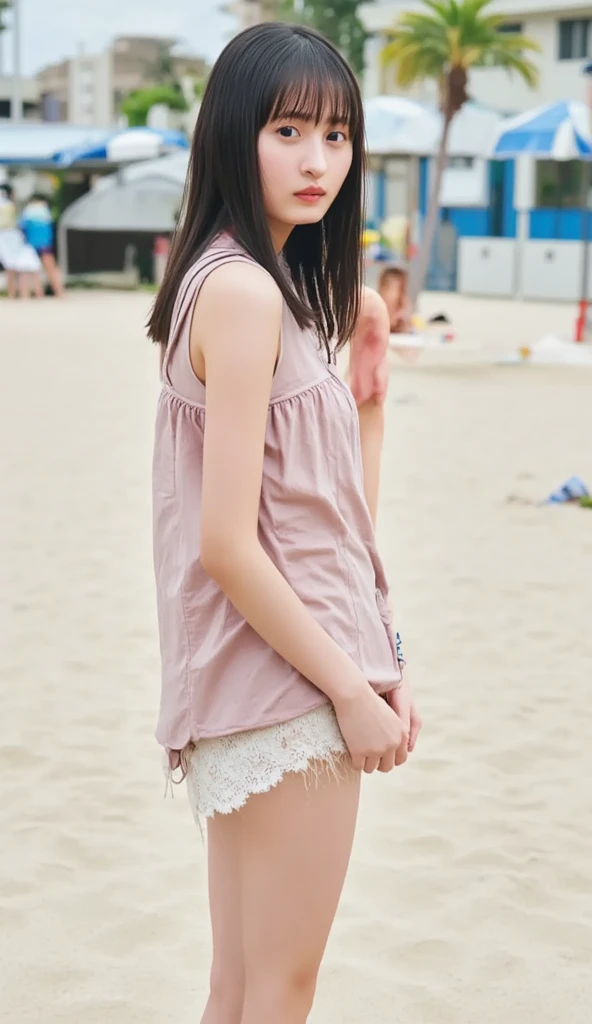 13 years old , 1 Girl,, Off the shoulder, smile, Summer Afternoon、Tank top、Extremely short hot pants、thin、healthy、Active、Play,whole body、barefoot、素敵なsmile、LOL、Looking up、thin目、Slit eyes、Slanted Eyes、barefoot、Sandy Beach、Confused eyes