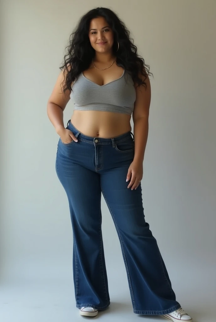 Wanita chubby,memakai celana jeans,memeluk seorang pria tampan,ruangan mewah