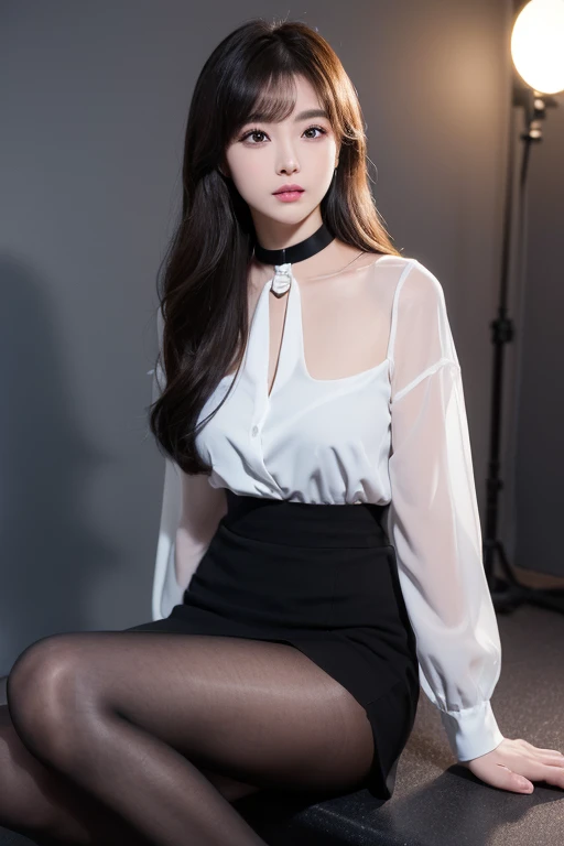 black suit，black coat，White shirt，huge big breasts，black hip skirt，black skirt，A-line skirt，She wears black pantyhose on her legs，High heel，reclining on the sofa，The beauty of mixed race，cold white skin，cute appearance，sexy expression，thin，很thin，The legs are very thin，smooth skin，Face a little rosy，Diamond necklace，Diamond stud earrings，diamond bracelet，Smooth and fair skin，flawless skin，Fair and shiny skin
