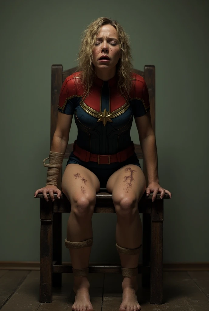 (((Full body view))), (((ELA TEM CABELOS LOIROS))), ((SUPERGIRL is in the LAIR OF HER TORTURED ENEMIES, expression of pain e desespero, gritando de dor, expression of suffering, olhos arregalados)) , ((SUPERHEROINE SUPERGIRL is crouching on her toes, pernas abertas)), (Supergirl usando uma grande calcinha vermelha). ((SUPERGIRL tem cabelo muito loiro, ela tem cabelo longo)), ((SUPERGIRL wearing fishnet pantyhose)), ( ela'is wearing ballet shoes), ((SUPERGIRL wearing a thick metal necklace around her neck )), (Your clothes are immoral, your clothes are indecent, your clothes are tight), ((Shibari, arms behind the back:1.4)), ((hands on back)), ((string restriction)), ((Inevitable restriction with ropes)), (obra-prima, melhor qualidade) 1.5, 1 garota, sozinho, (sensual, mulher bonita, rosto perfeito, olhos perfeitos) corpo inteiro, ((High definition face)), ((SUPERGIRL com olhos arregalados, boca aberta, expression of fear, expression of pain, expression of despair, chorando muito, gritando de dor), (((Full body view)))