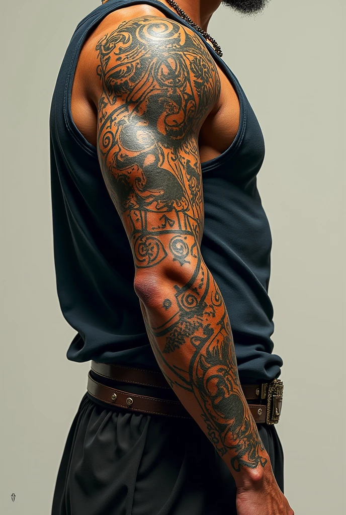 A male tattoo that has symbols of the Cruzeiro Sports Club, Harry Potter symbols, map symbols, chess symbols
