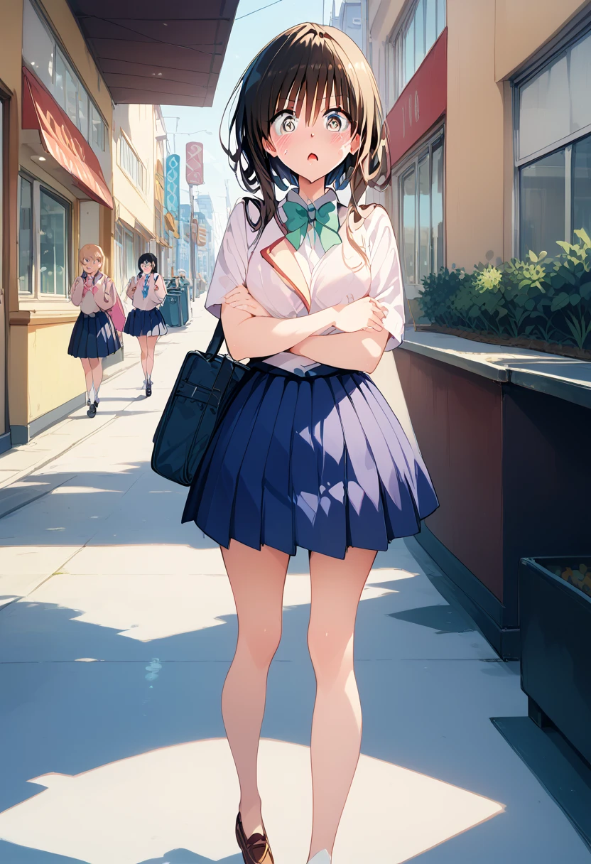 Completely naked, blush, embarrassing expression, exhibitionist schoolgirl in the middle of a big city,大都会の真ん中で,A large number of people々It has been sighted by,Completely naked,shame